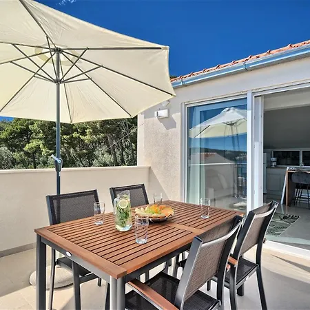 Domenico - 50 M From The Sea Apartment *