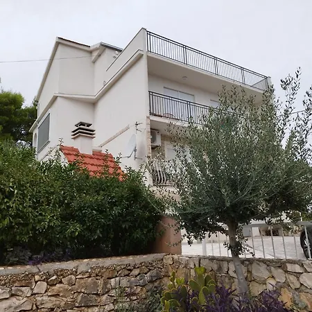 Domenico - 50 M From The Sea Apartment *