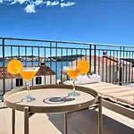 Domenico - 50 M From The Sea *