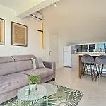 Domenico - 50 M From The Sea *